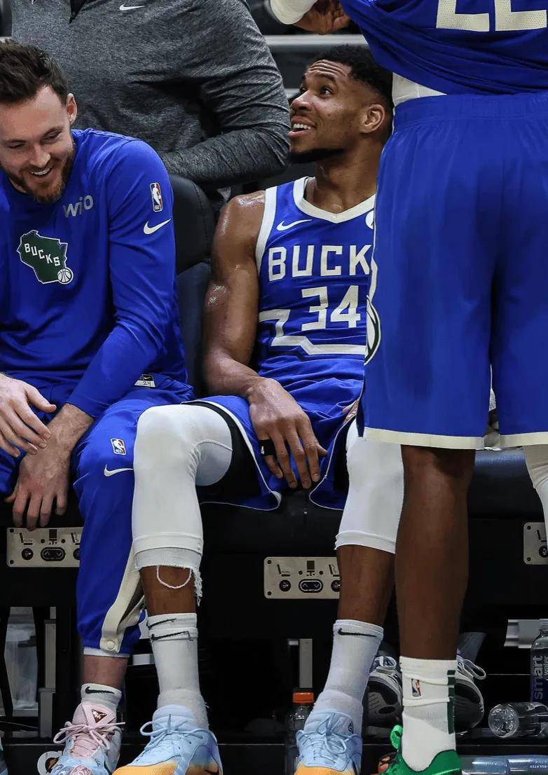 leyu-重返赛场引发热议！，字母哥在法国队比赛中晋级下一阶段上演精彩一战的简单介绍-leyu